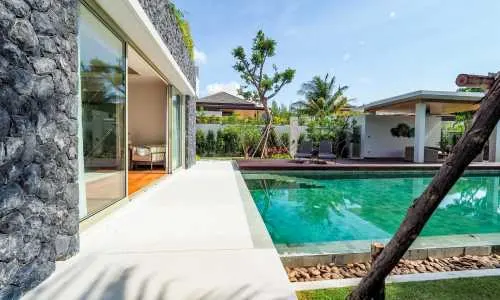 Потрясающая вилла с 3 спальнями и с видом на бассейн в проекте Ботаника Хиллсайд, на пляже Бангтао/Лагуна