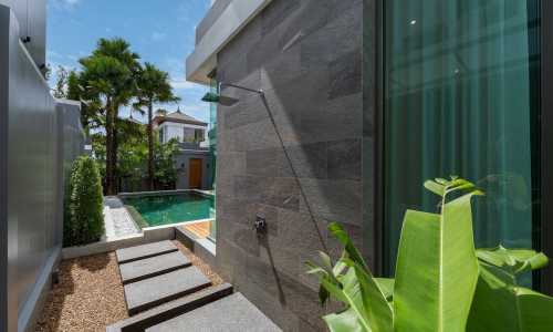 Комфортабельная вилла с 3 спальнями и с видом на бассейн в проекте Зе Тик, на пляже Бангтао/Лагуна