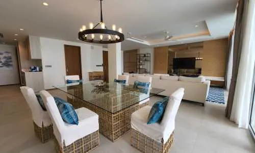 Удобные апартаменты с 3 спальнями и с видом на море в проекте Ангсана Бичфронт, на пляже Бангтао/Лагуна