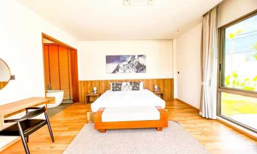 Великолепная вилла с 2 спальнями и с видом на бассейн в проекте Шамбала Гранд Вилла, на пляже Бангтао/Лагуна