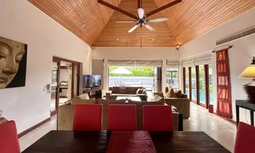 Комфортабельная вилла с 3 спальнями и с видом на бассейн в проекте Тай Бали, на пляже Бангтао/Лагуна