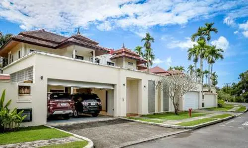 Сногсшибательная вилла с 4 спальнями и с видом на бассейн в проекте Лагуна  Фэйрвейс, на пляже Бангтао/Лагуна