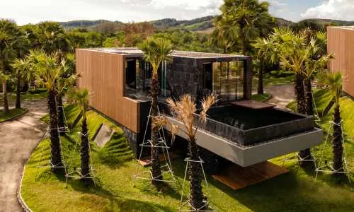 Восхитительная вилла с 3 спальнями и с видом на бассейн, на пляже Бангтао/Лагуна