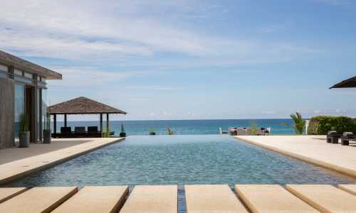 Сногсшибательная вилла с 6 спальнями и с видом на море, на пляже Натай