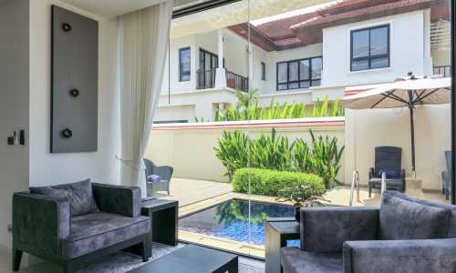 Комфортабельная вилла с 4 спальнями и с видом на бассейн в проекте Ангсана Виллас Резорт, на пляже Бангтао/Лагуна (+ Видео обзор)