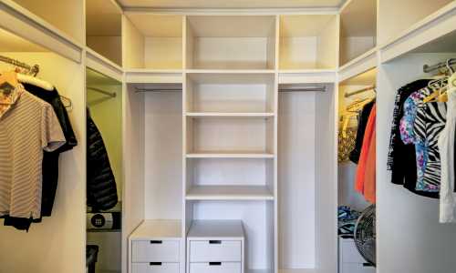 Комфортабельная вилла с 4 спальнями и с видом на бассейн в проекте Ангсана Виллас Резорт, на пляже Бангтао/Лагуна (+ Видео обзор)