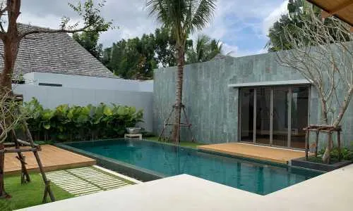 Сказочная вилла с 2 спальнями и с видом на бассейн в проекте Анчан Хиллс, на пляже Бангтао/Лагуна (+ Видео обзор)