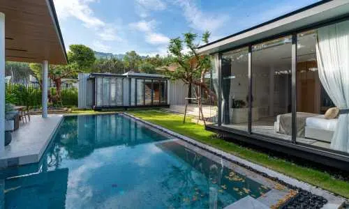 Удобная вилла с 4 спальнями и с видом на море, на пляже Камала 