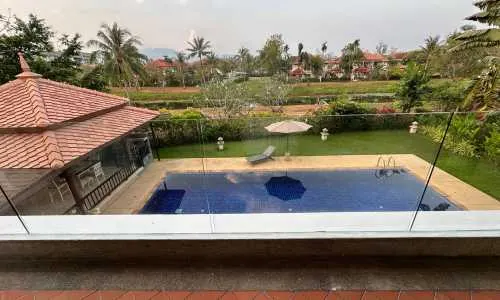 Сногсшибательная вилла с 4 спальнями и с видом на бассейн в проекте Ангсана Виллас Резорт, на пляже Бангтао/Лагуна (+ Видео обзор)