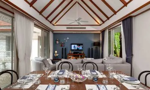 Потрясающая вилла с 3 спальнями и с видом на море в проекте Катаманда, на пляже Ката