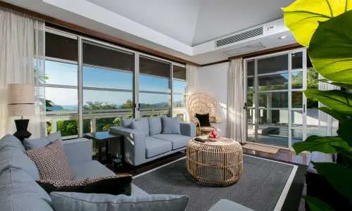 Удобная вилла с 4 спальнями и с видом на море в проекте Катаманда, на пляже Ката