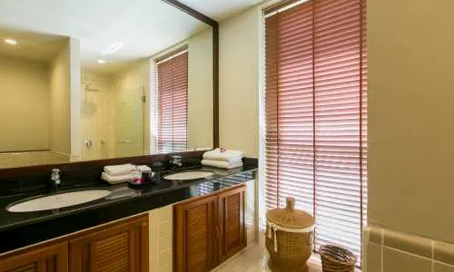 Прекрасная вилла с 3 спальнями и с видом на море в проекте Катаманда, на пляже Ката