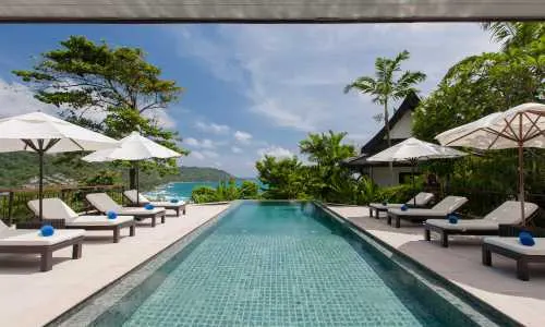 Модная вилла с 4 спальнями и с видом на море в проекте Катаманда, на пляже Ката