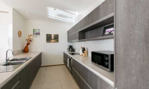 Модные апартаменты с 3 спальнями и с видом на море в проекте Зе Хэйтс, на пляже Ката