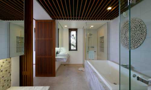 Великолепная вилла, не далеко от моря, на пляже Ао Йон