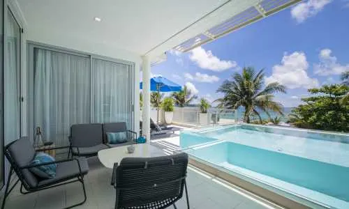 Удобные апартаменты с 2 спальнями и с видом на море в проекте Ангсана Бичфронт, на пляже Бангтао/Лагуна