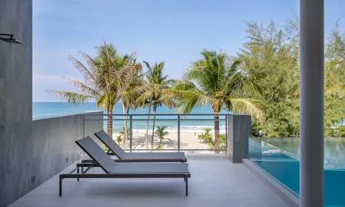 Шикарные апартаменты с 3 спальнями и с видом на море в проекте Ангсана Бичфронт, на пляже Бангтао/Лагуна