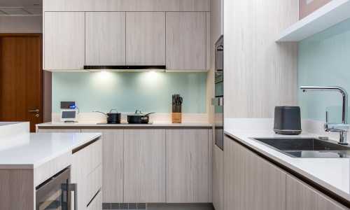 Комфортабельные апартаменты с 2 спальнями и с видом на море в проекте Ангсана Бичфронт, на пляже Бангтао/Лагуна