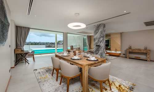 Восхитительные апартаменты с 2 спальнями и с видом на озеро, не далеко от моря в проекте Ангсана Бичфронт, на пляже Бангтао/Лагуна