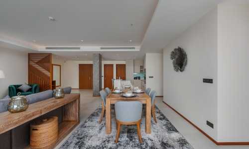 Восхитительные апартаменты с 2 спальнями и с видом на озеро, не далеко от моря в проекте Ангсана Бичфронт, на пляже Бангтао/Лагуна