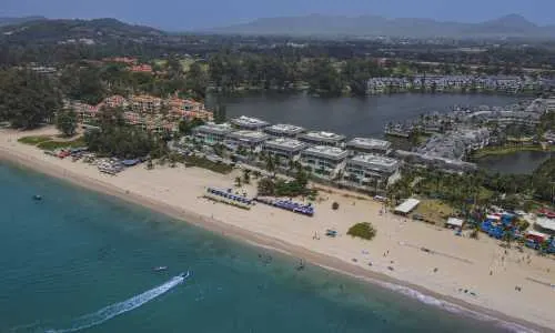 Сказочные апартаменты с 2 спальнями и с видом на озеро, не далеко от моря в проекте Ангсана Бичфронт, на пляже Бангтао/Лагуна