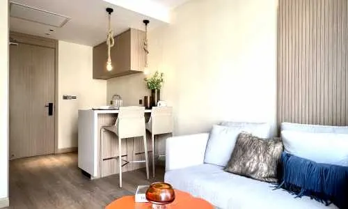 Прекрасные апартаменты с 1 спальней и с видом на бассейн в проекте Лая Резорт, на пляже Лаян 