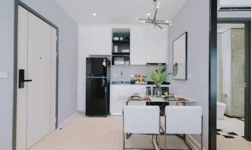 Превосходные апартаменты с 1 спальней и с видом на город в проекте Тайтл Бангтао Легендарный, на пляже Бангтао/Лагуна