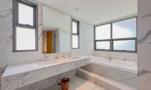 Сказочная вилла с 4 спальнями и с видом на бассейн в проекте Лагуна Вилладж Резиденс 8, на пляже Бангтао/Лагуна