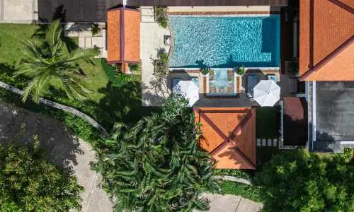 Комфортабельная вилла с 4 спальнями и с видом на бассейн в проекте Сайтан, на пляже Бангтао/Лагуна (+ Видео обзор)