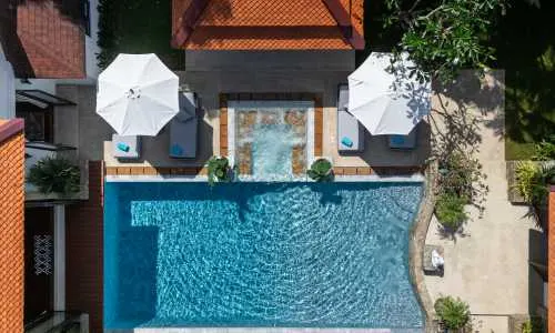 Комфортабельная вилла с 4 спальнями и с видом на бассейн в проекте Сайтан, на пляже Бангтао/Лагуна (+ Видео обзор)