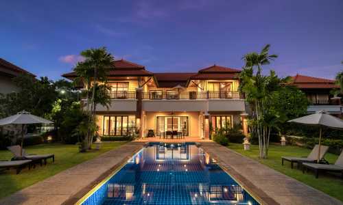 Сногсшибательная вилла с 4 спальнями и с видом на озеро в проекте Ангсана Виллас Резорт, на пляже Бангтао/Лагуна