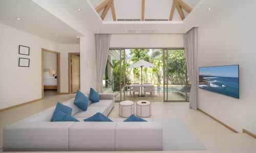 Модная вилла с 3 спальнями и с видом на бассейн в проекте Тричада Тропикал, на пляже Бангтао/Лагуна