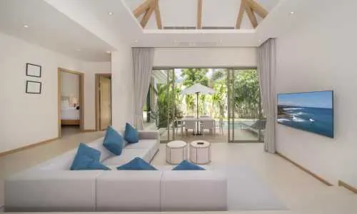 Модная вилла с 3 спальнями и с видом на бассейн в проекте Тричада Тропикал, на пляже Бангтао/Лагуна