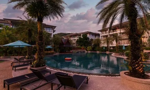 Сногсшибательные апартаменты с 1 спальней и с видом на бассейн, не далеко от моря в проекте Перл оф Найтон, на пляже Найтон