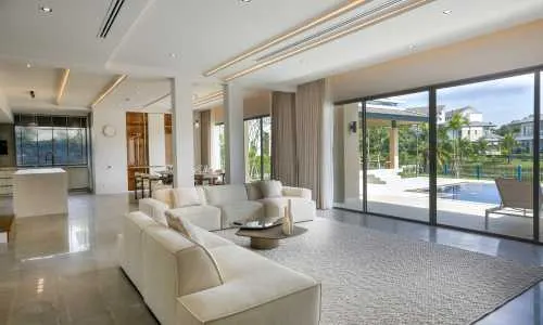 Сногсшибательная вилла премиум класса с 4 спальнями и с видом на бассейн в проекте Лагуна Вилладж Резиденс 8, на пляже Бангтао/Лагуна