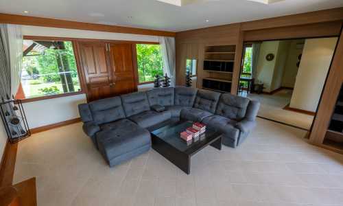 Сногсшибательная вилла с 4 спальнями и с видом на озеро в проекте Ангсана Виллас Резорт, на пляже Бангтао/Лагуна