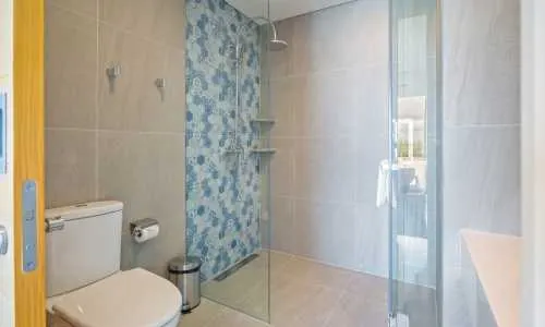 Просторные 2-спальные апартаменты в Laguna Lakeside