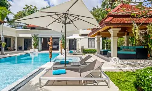 Прекрасная вилла с 4 спальнями и с видом на бассейн в проекте Сайтан, на пляже Бангтао/Лагуна (+ Видео обзор)