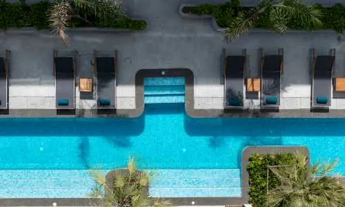  Элегантный номер Premier с видом на бассейн в Kora Beach Resort 