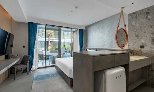 Роскошный номер с частным выходом к бассейну в Kora Beach Resort 