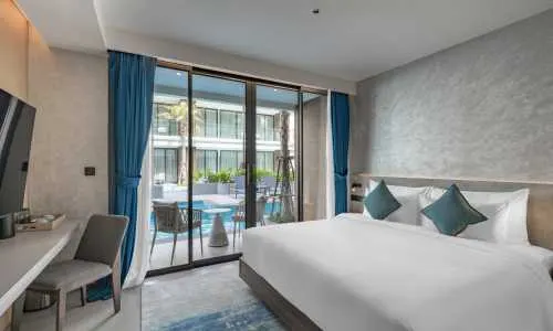 Роскошный номер с частным выходом к бассейну в Kora Beach Resort 