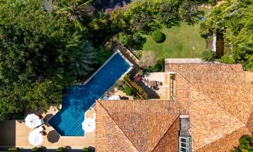 Модная вилла премиум класса с 6 спальнями и с видом на море в проекте Катаманда, на пляже Ката