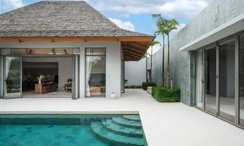 Модная вилла с 3 спальнями и с видом на бассейн в проекте Анчан Тропикана, на пляже Бангтао/Лагуна (+ Видео обзор)