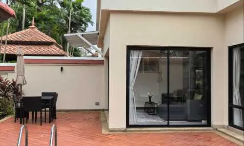 Прекрасная вилла с 4 спальнями и с видом на бассейн в проекте Ангсана Виллас Резорт, на пляже Бангтао/Лагуна