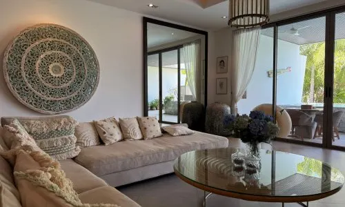 Удобные апартаменты с 2 спальнями и с видом на бассейн в проекте Мандала Кондоминиум, на пляже Бангтао/Лагуна