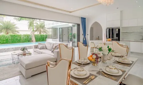 Великолепная вилла с 3 спальнями и с видом на бассейн в проекте Менара Хиллс Лакшери Пул Виллас, на пляже Бангтао/Лагуна