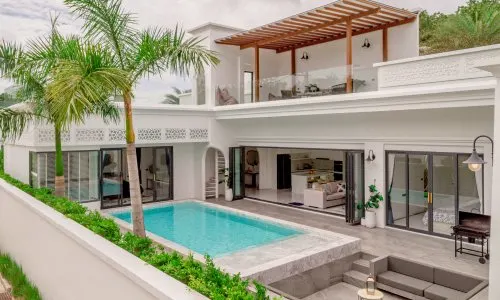 Великолепная вилла с 3 спальнями и с видом на бассейн в проекте Менара Хиллс Лакшери Пул Виллас, на пляже Бангтао/Лагуна