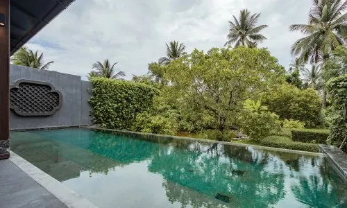 Шикарная вилла премиум класса с 2 спальнями и с видом на бассейн, не далеко от моря в проекте Баба Бич Клаб, на пляже Натай