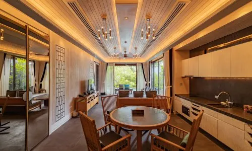 Шикарная вилла премиум класса с 2 спальнями и с видом на бассейн, не далеко от моря в проекте Баба Бич Клаб, на пляже Натай