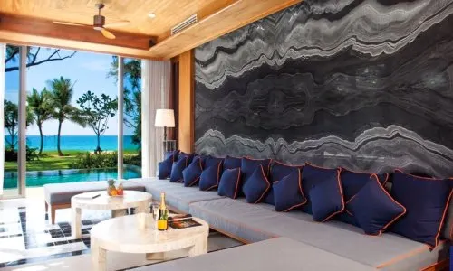 Комфортабельная вилла премиум класса с 5 спальнями и с видом на бассейн, не далеко от моря в проекте Баба Бич Клаб, на пляже Натай